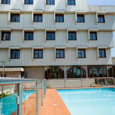 Hotell Art Museo 4*