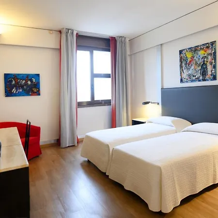 Hotel Art Museo 4*